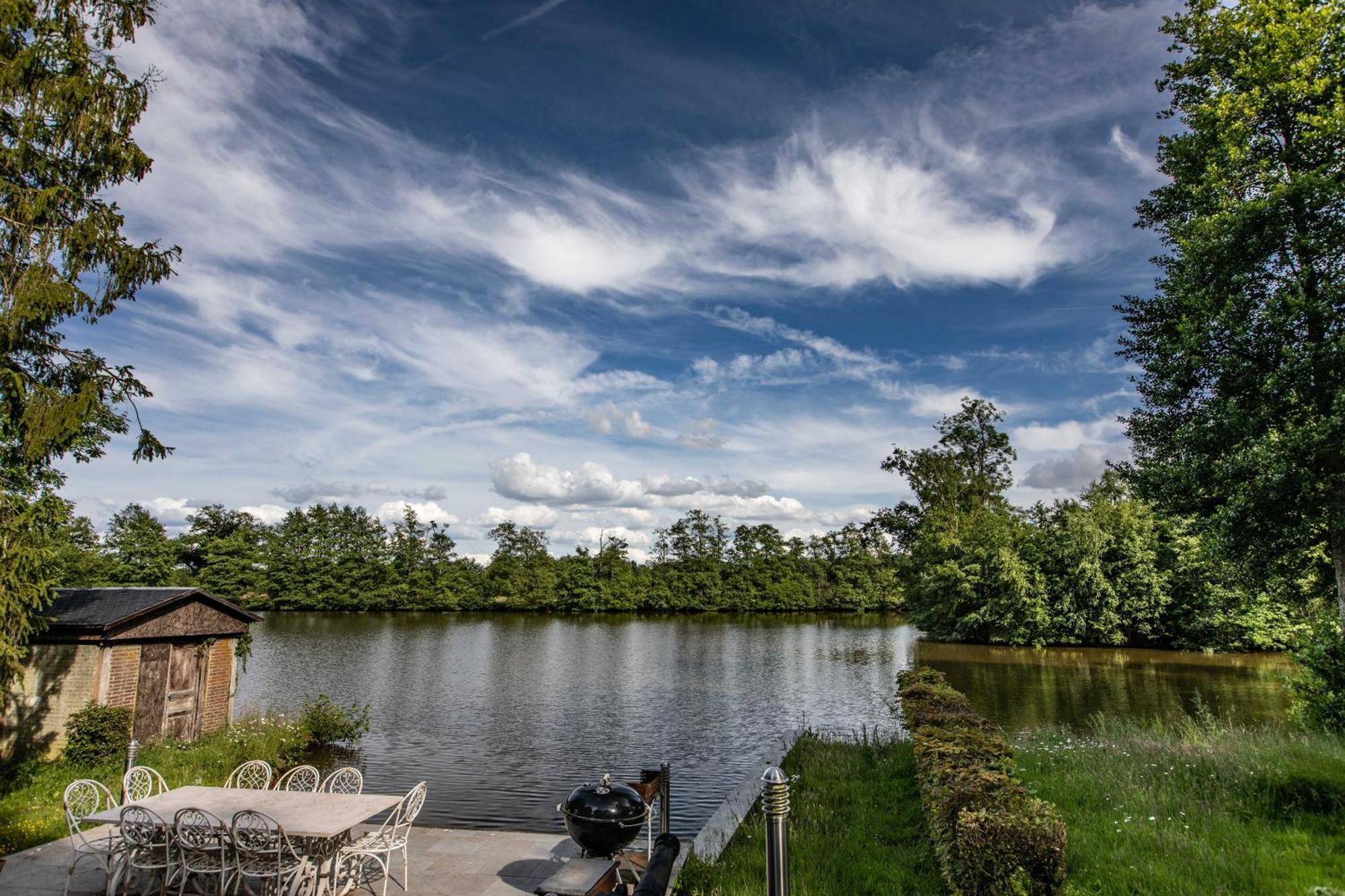 Le Chateau Des Reves De La Ferte Fresnel Esterno foto